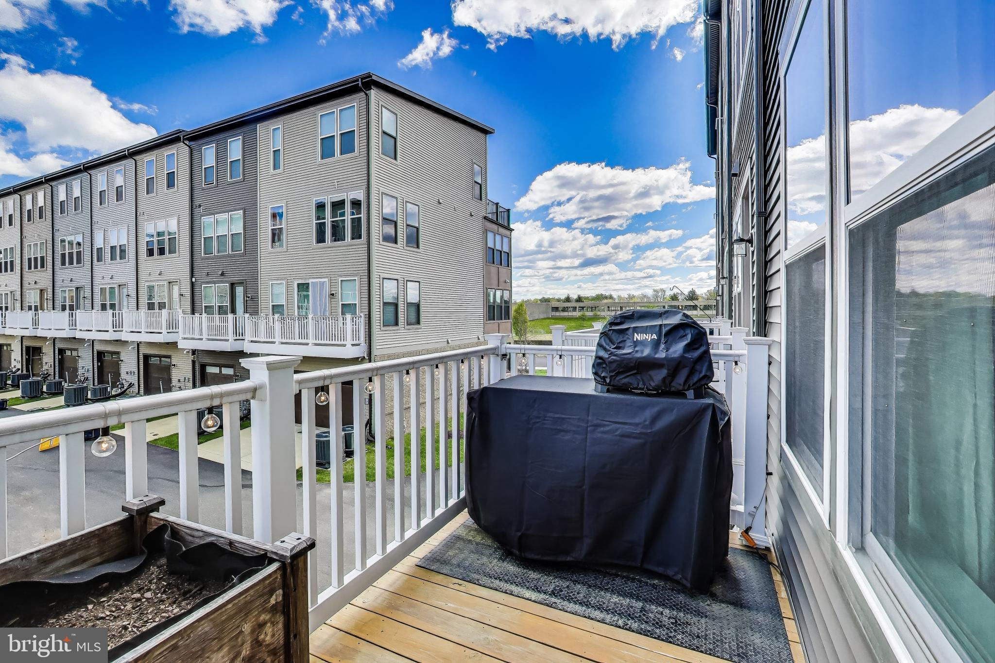 RIVERFRONT - Residential Lease