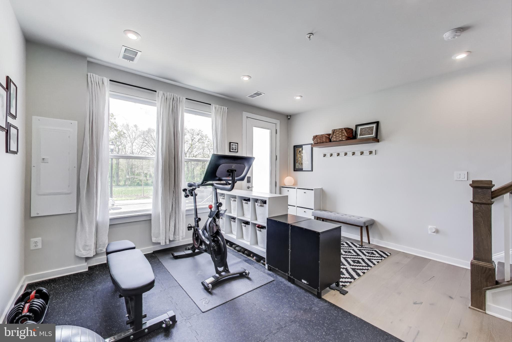 RIVERFRONT - Residential Lease