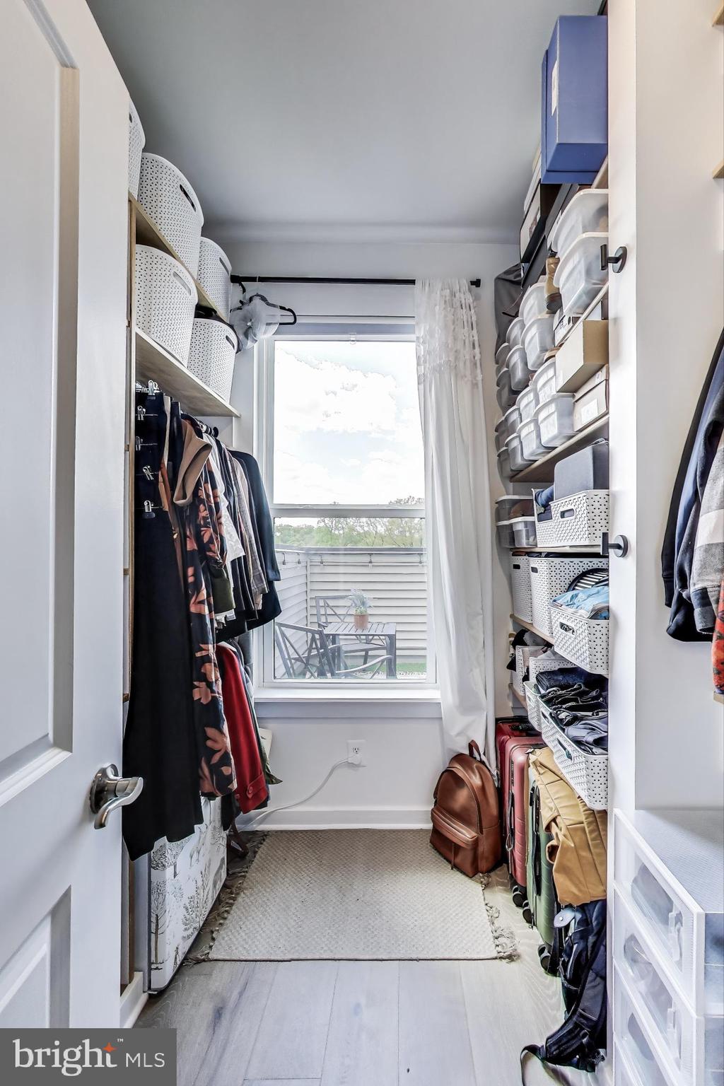 RIVERFRONT - Residential Lease