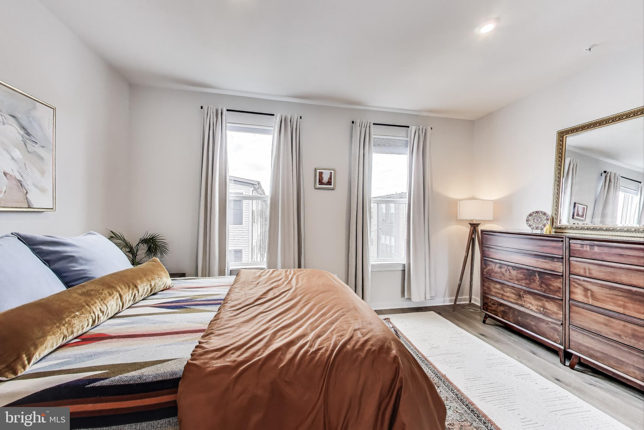 RIVERFRONT - Residential Lease