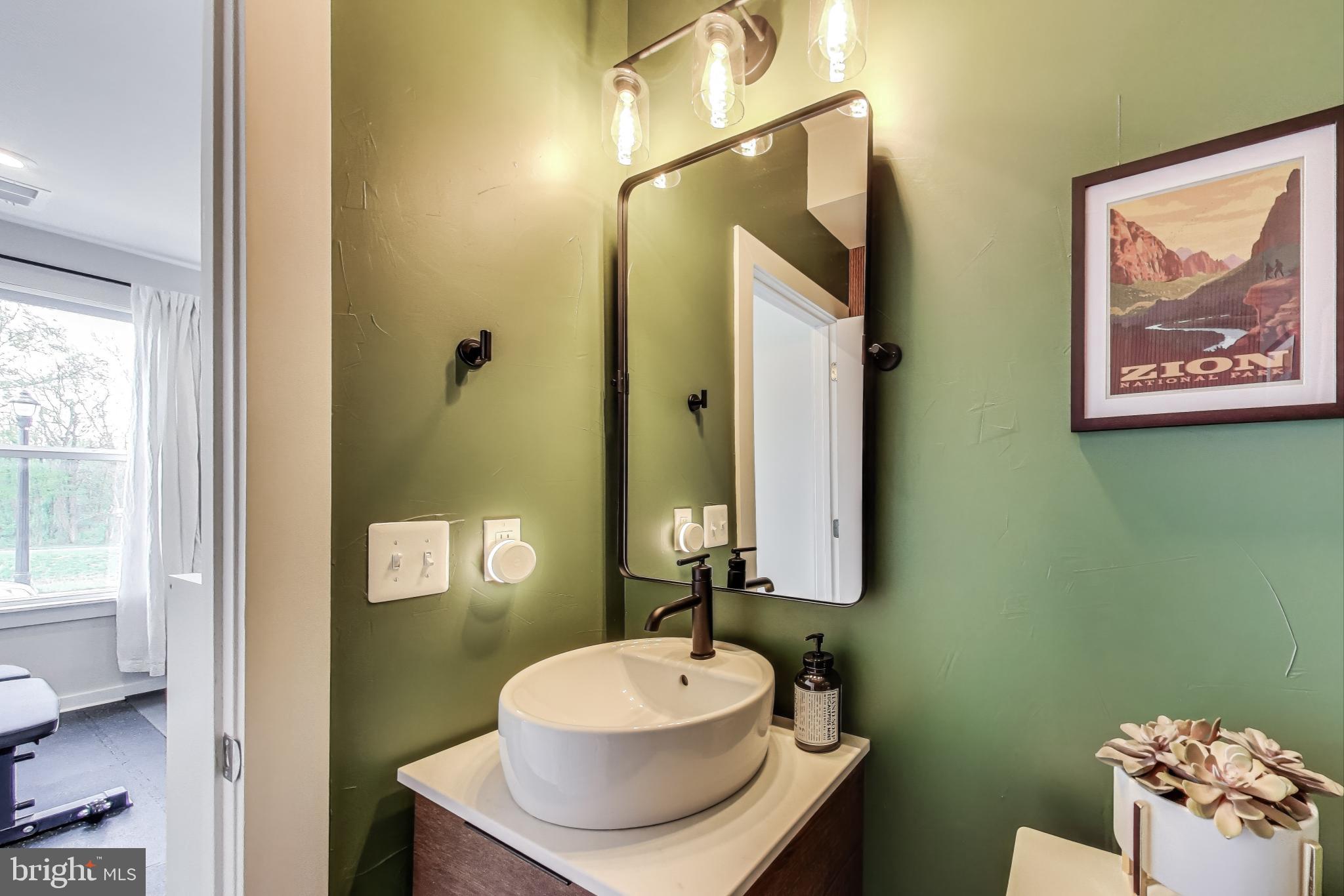 RIVERFRONT - Residential Lease