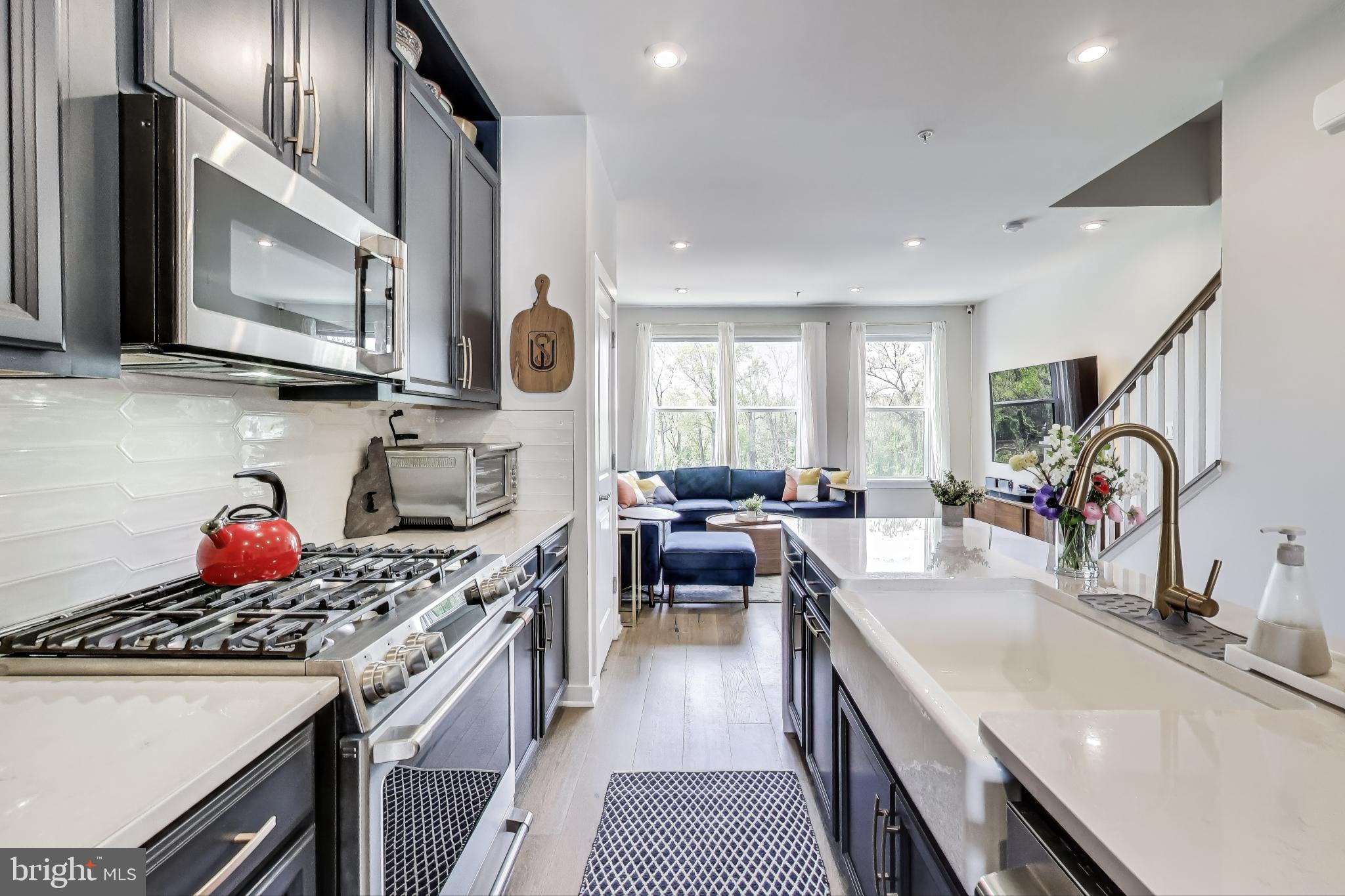 RIVERFRONT - Residential Lease