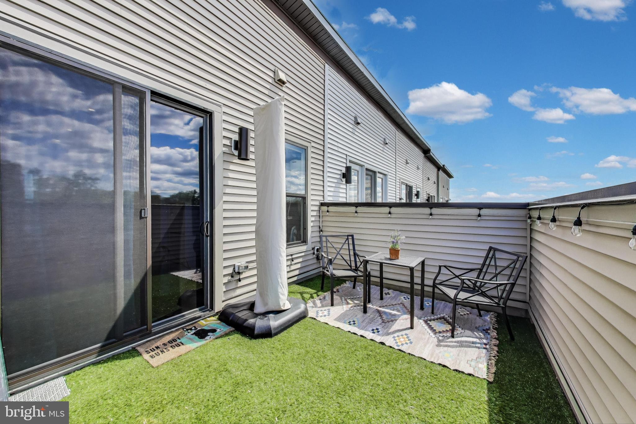 RIVERFRONT - Residential Lease