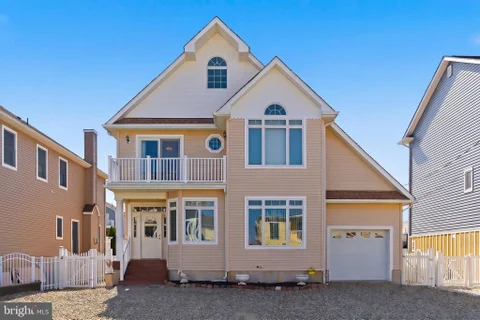 32 Halsey Drive, Brick, NJ MLS: NJOC2042848
