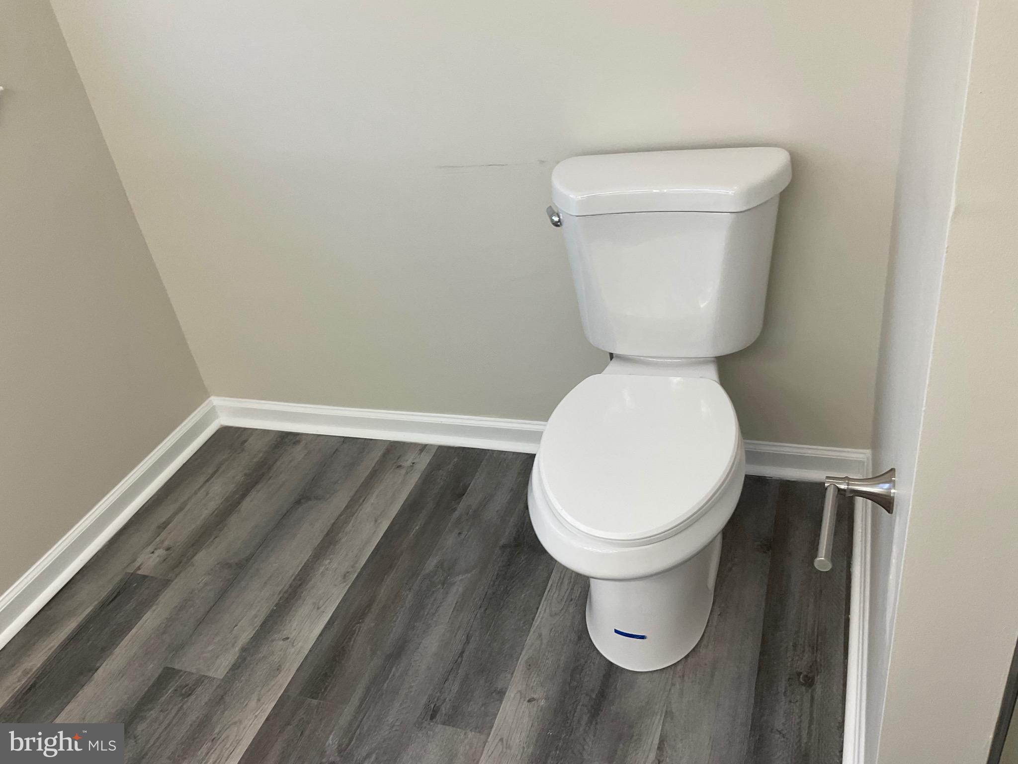 NEW TOWN - Residential Lease