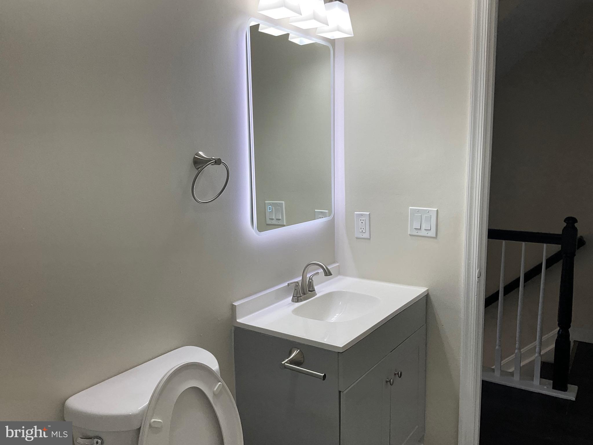 NEW TOWN - Residential Lease