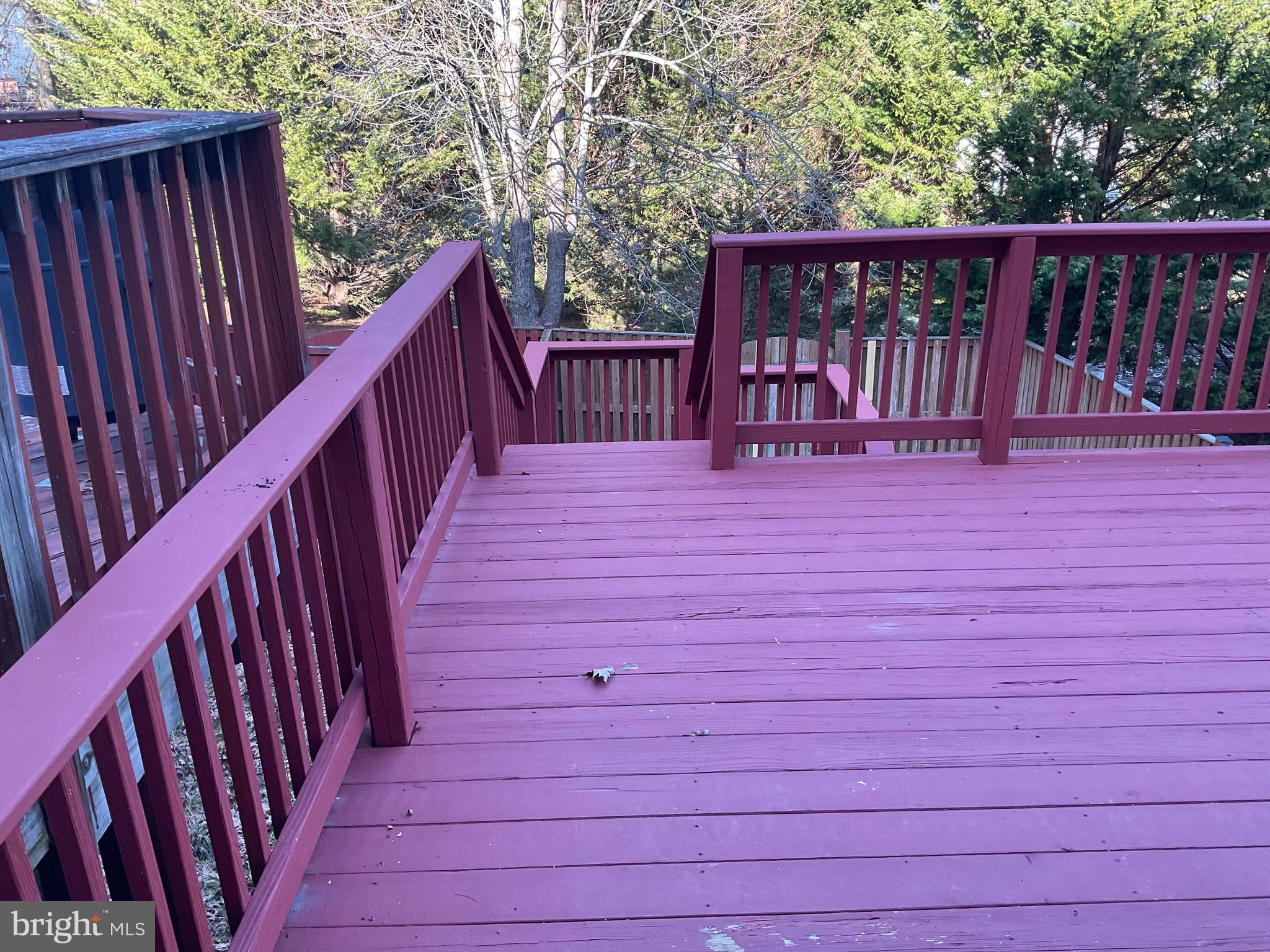 NEW TOWN - Residential Lease