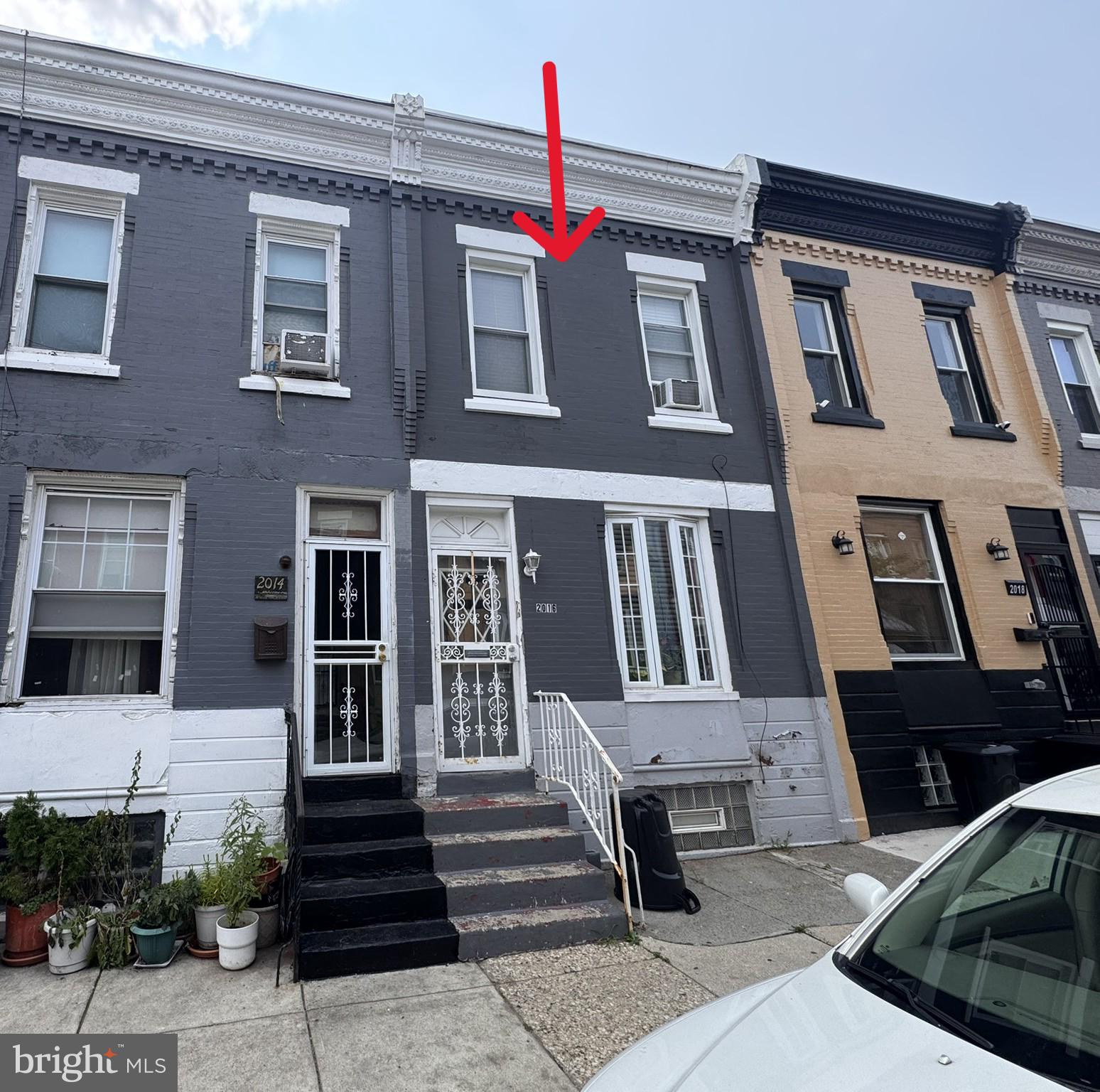 2016 W BOSTON STREET