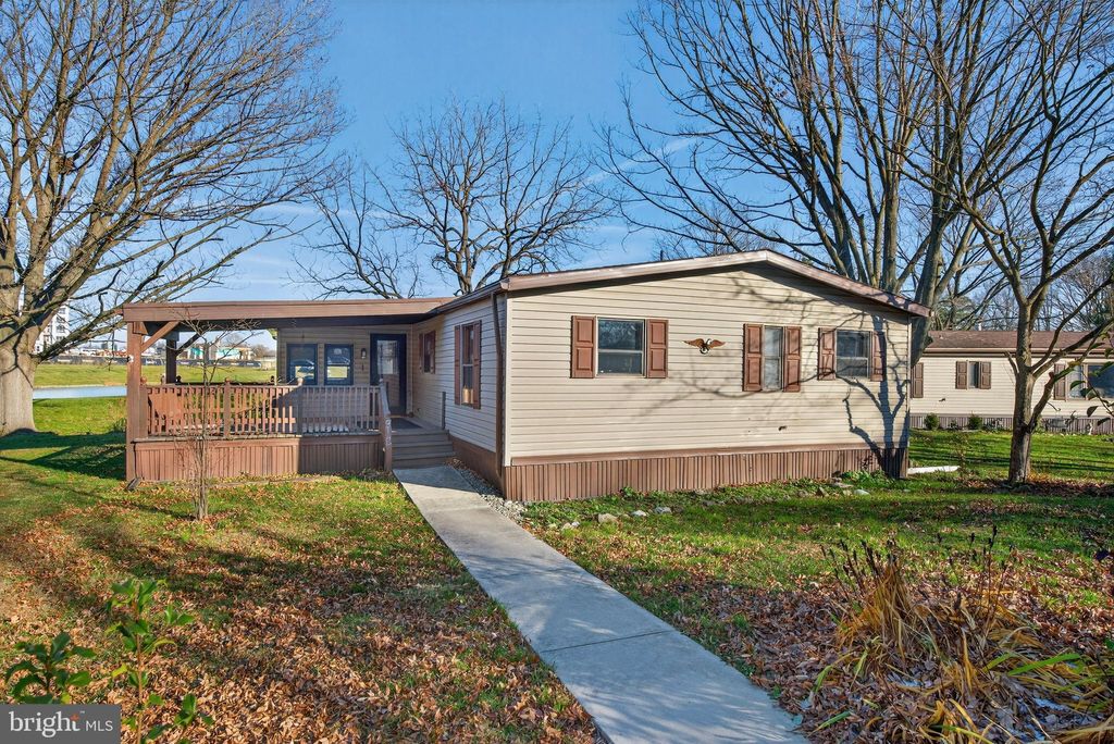 Photo of 918 Krista Court, LANCASTER, PA 17601 (MLS # PALA2080398)