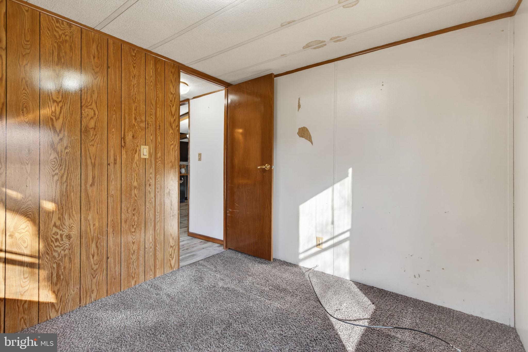 VILLAGES AT GREENFIELD - Residential