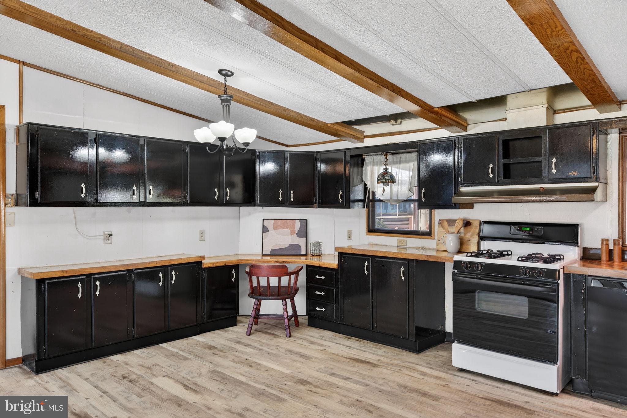 VILLAGES AT GREENFIELD - Residential