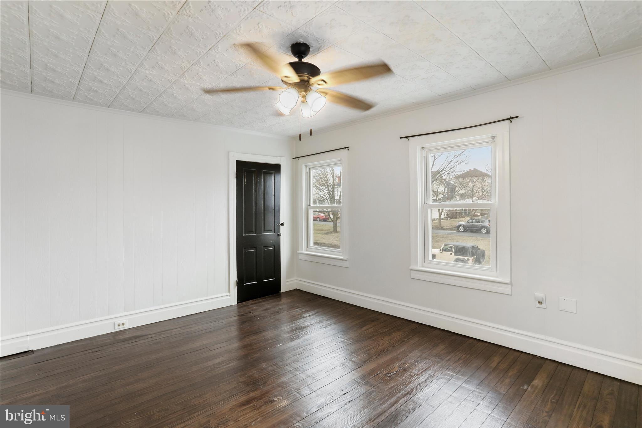 SOUTH END - Residential