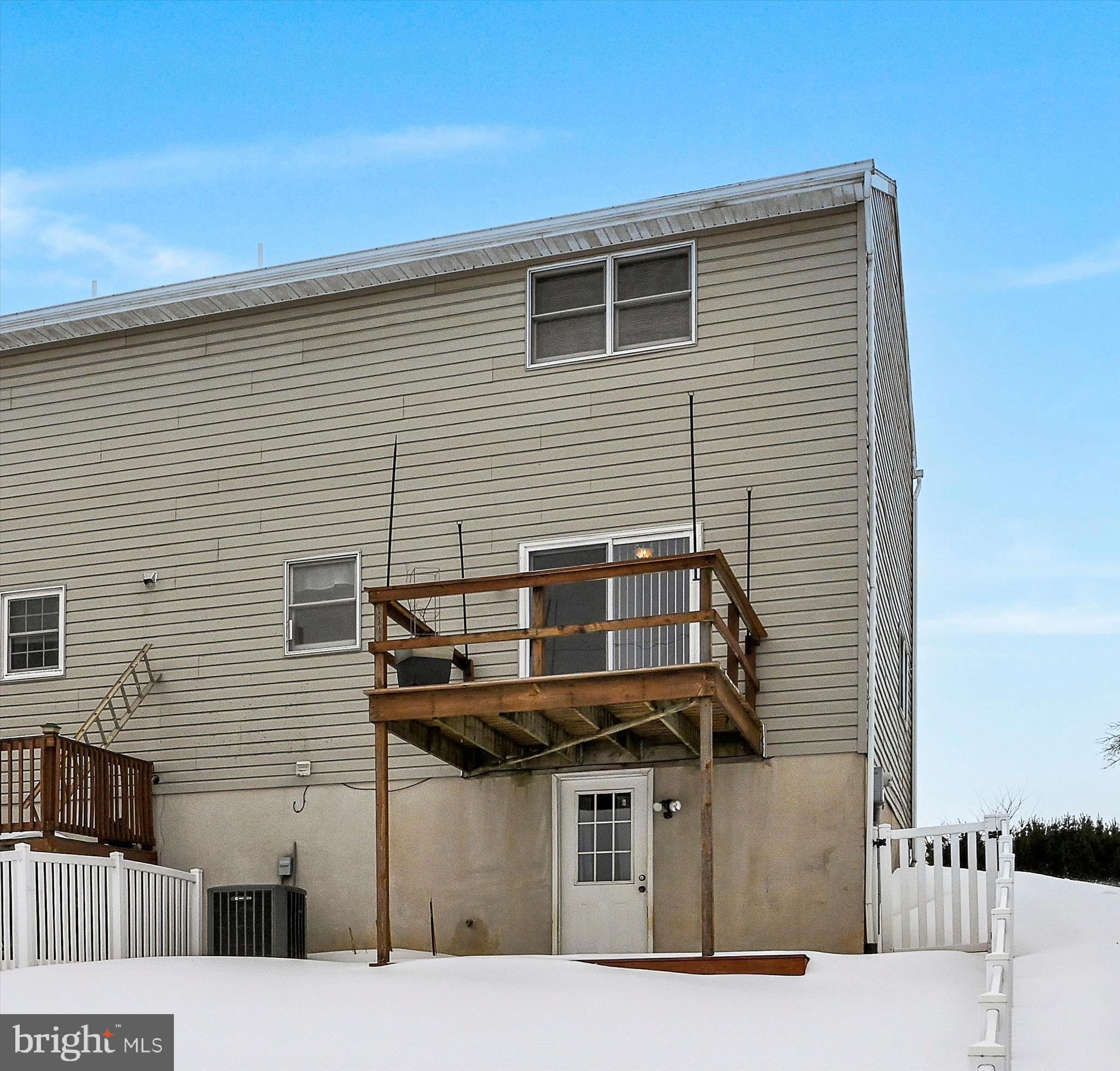 EPHRATA TERRACE - Residential