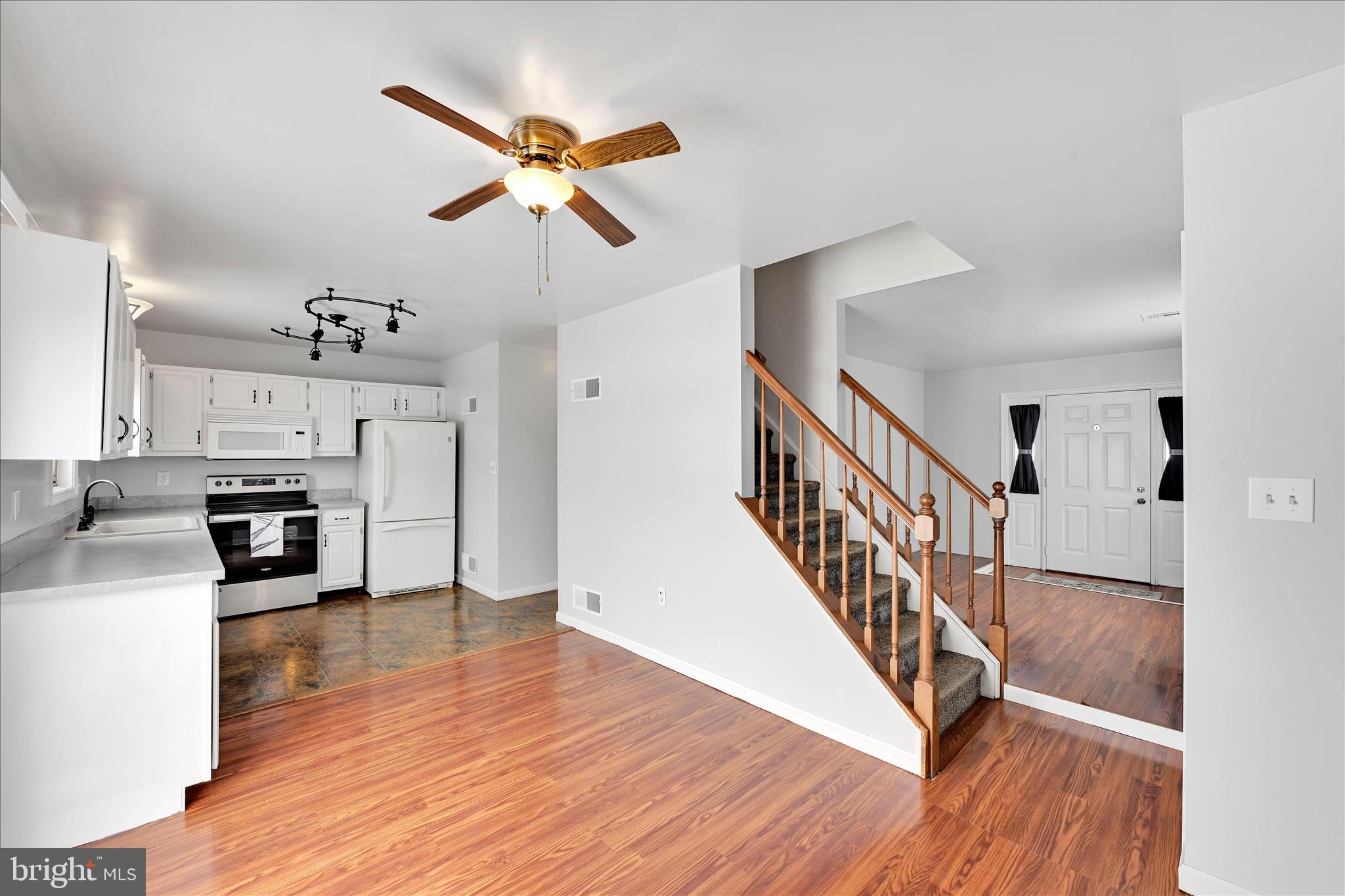 EPHRATA TERRACE - Residential