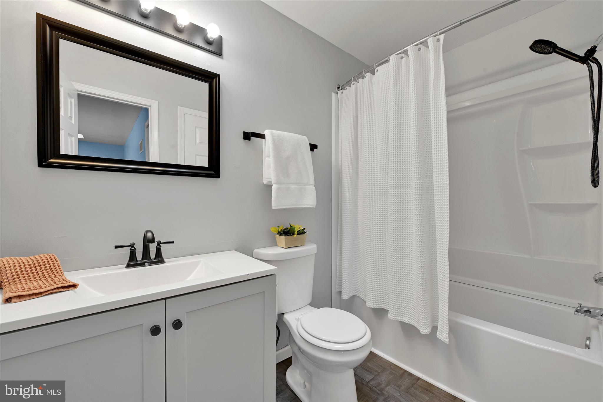 EPHRATA TERRACE - Residential