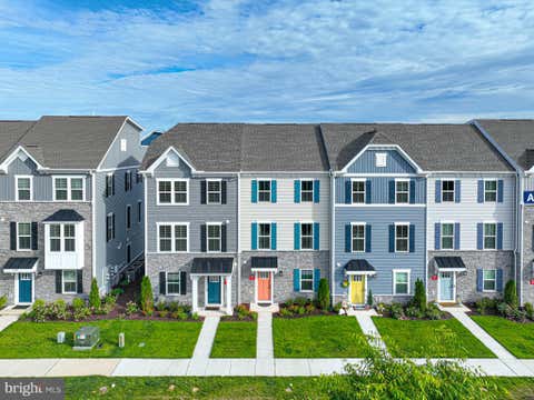 Condo For Sale - 8626 South Park Drive #6<br/> BERLIN, MD 21811