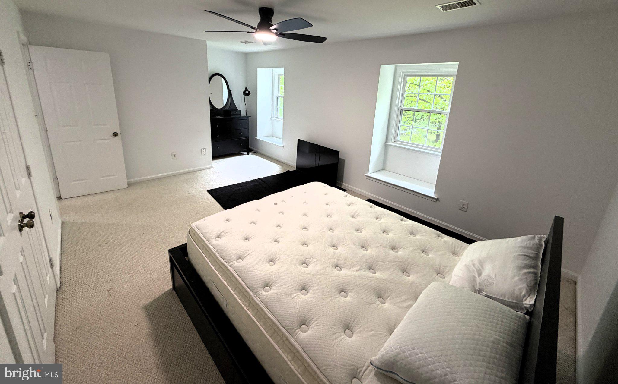 IVY HILL - Residential