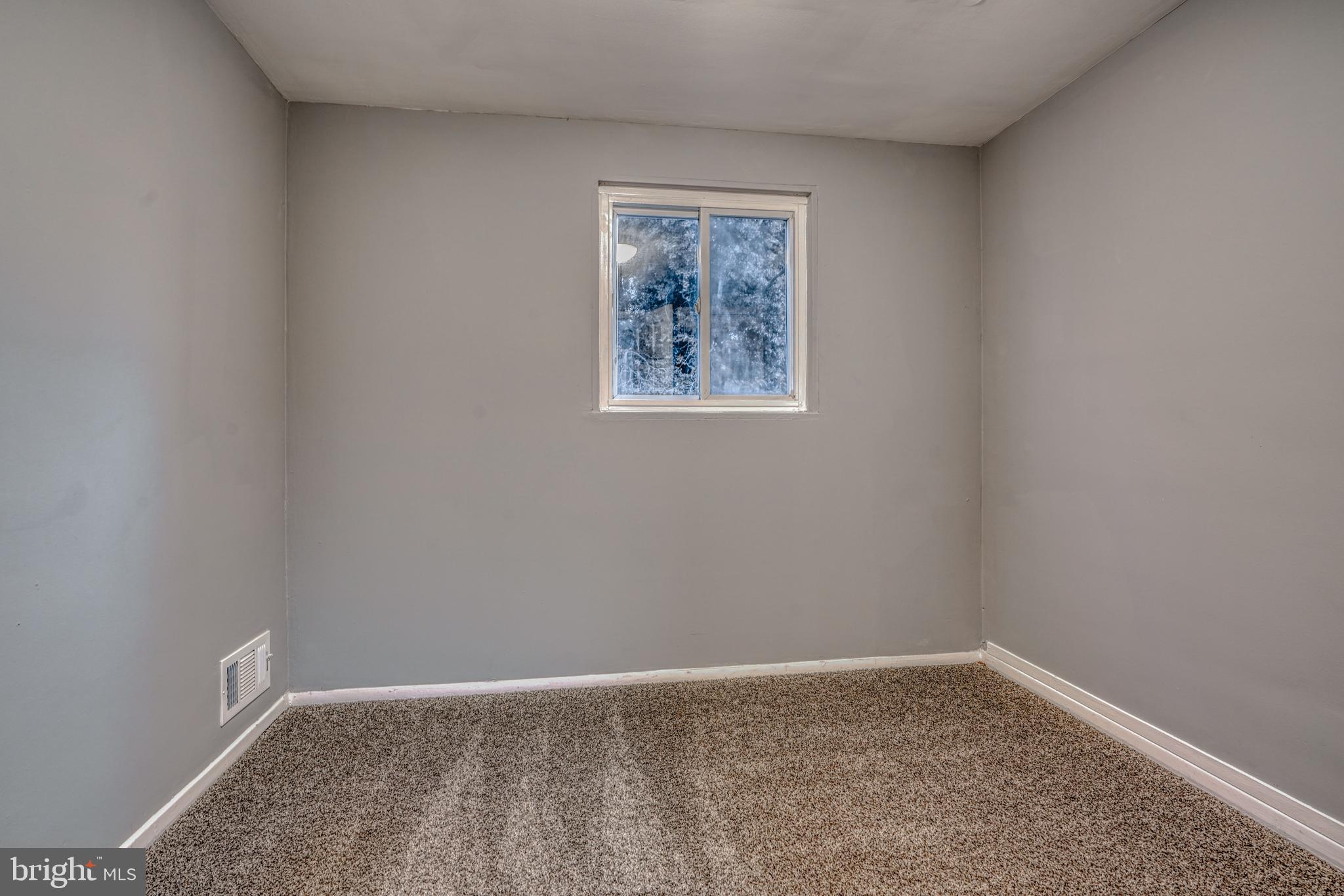 WINSTON GOVANS - Residential