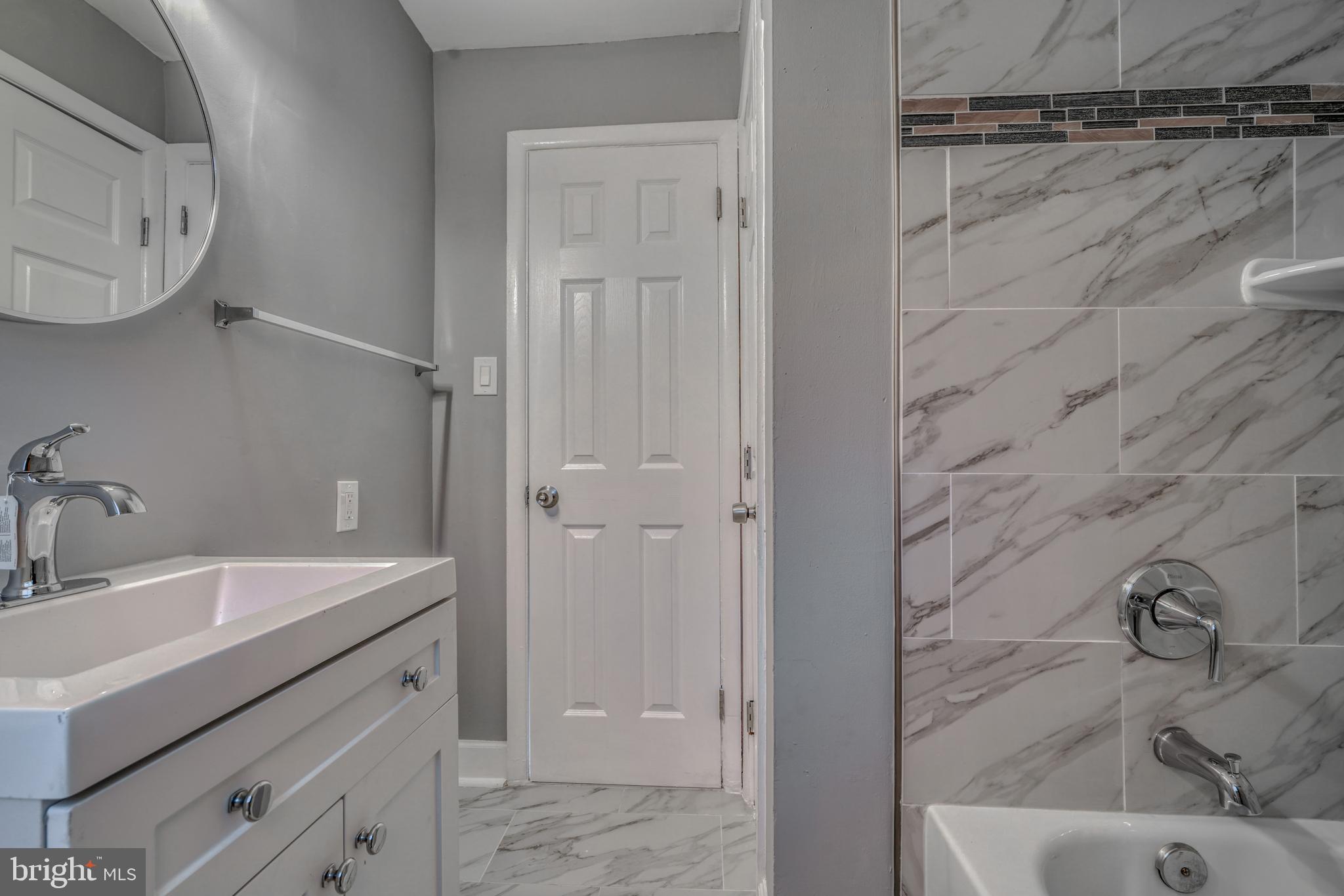 WINSTON GOVANS - Residential