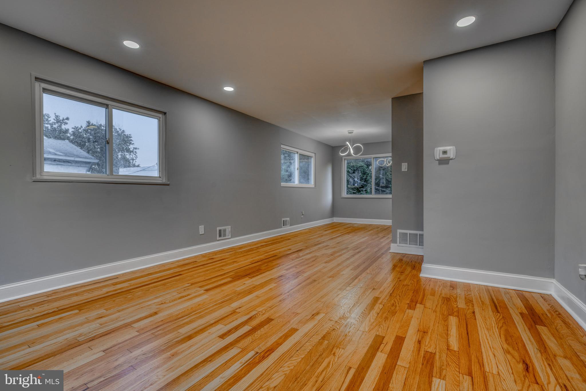 WINSTON GOVANS - Residential