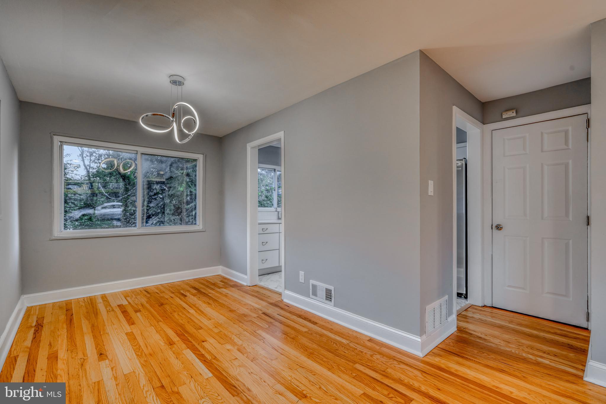 WINSTON GOVANS - Residential