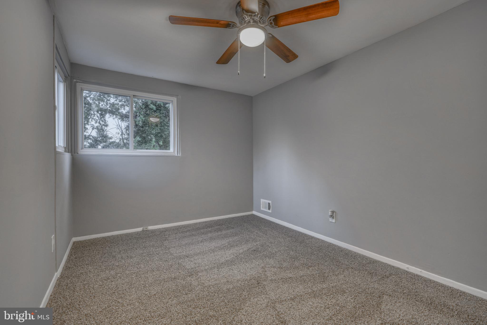 WINSTON GOVANS - Residential