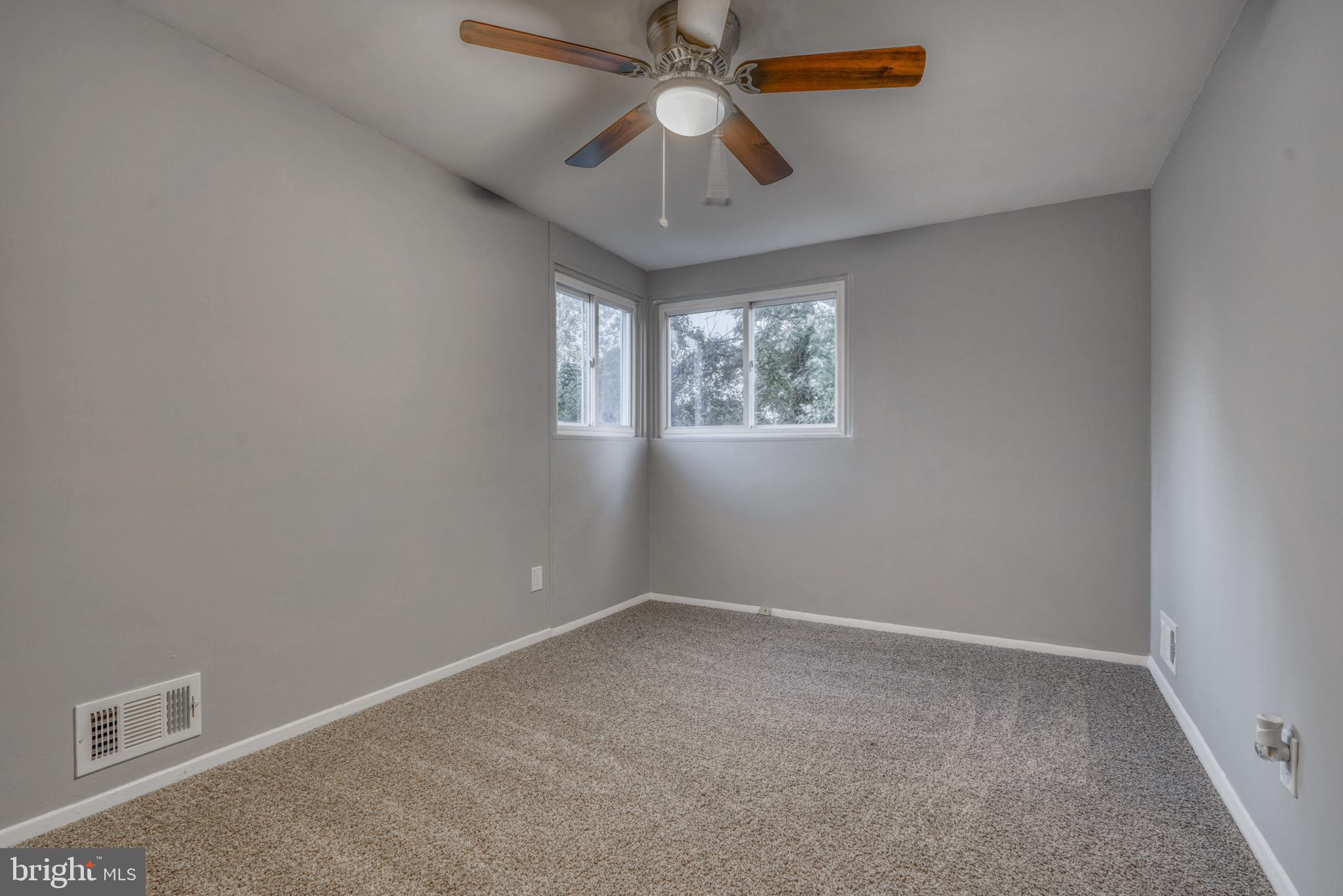 WINSTON GOVANS - Residential