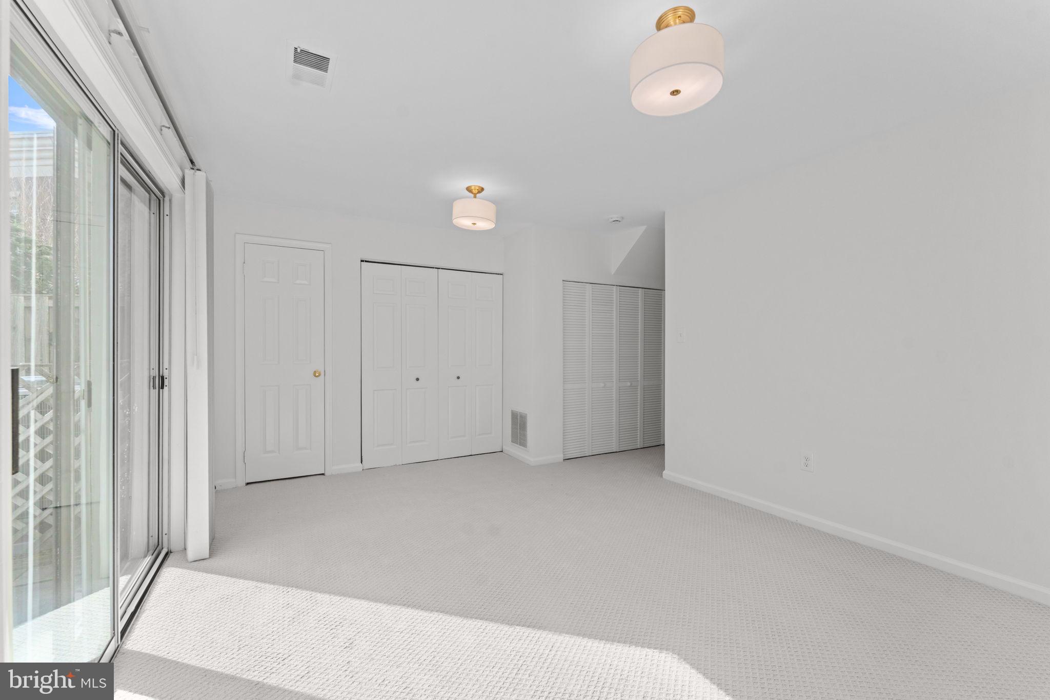 1920 N DANIEL STREET