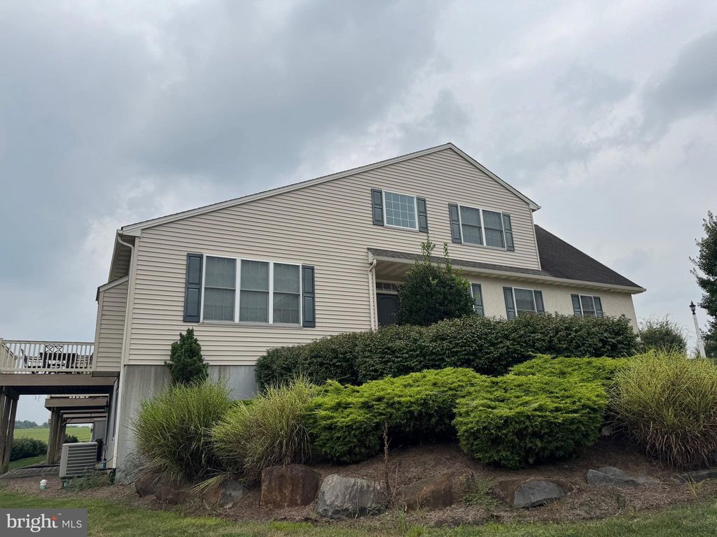 Photo of 530 Whitechapel Road, LANCASTER, PA 17603 (MLS # PALA2074338)