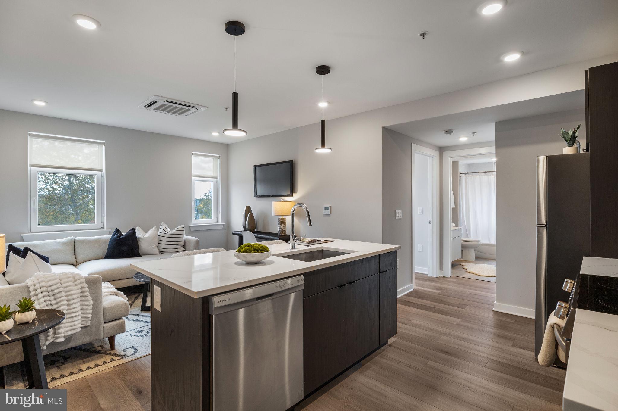 3449 SCOTTS LANE C401
