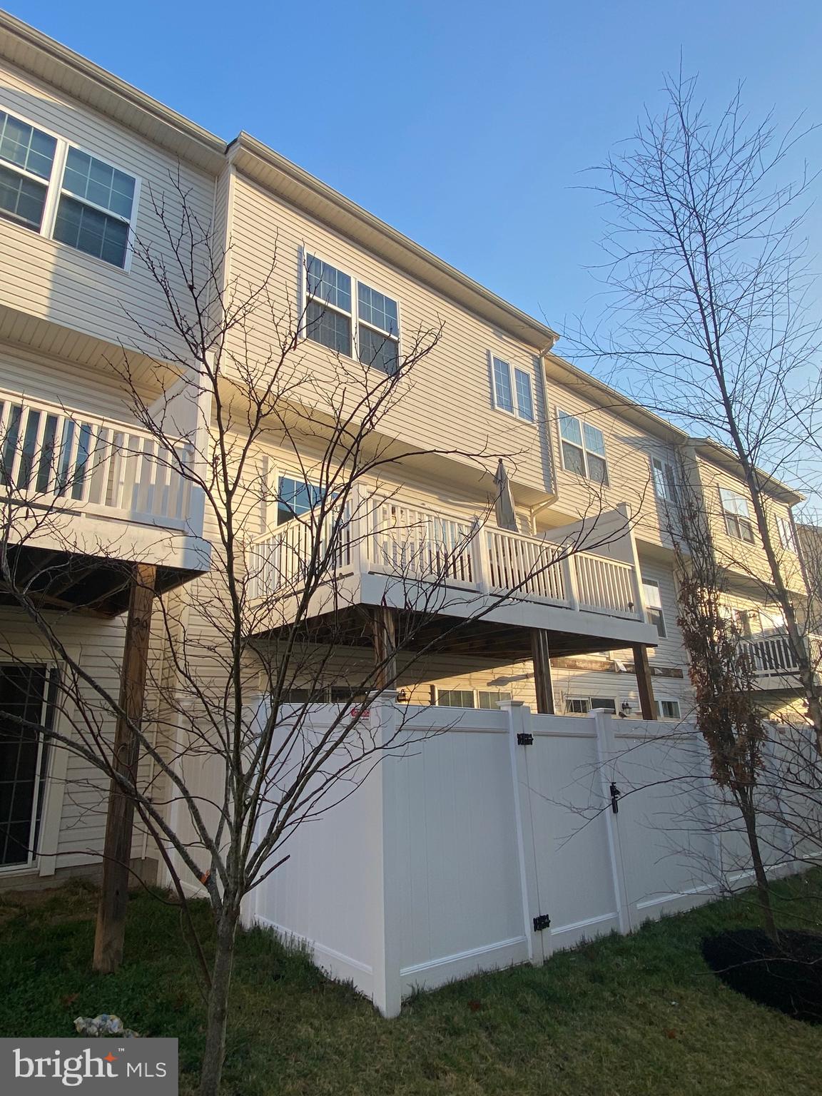 BOYERS RIDGE - Residential Lease