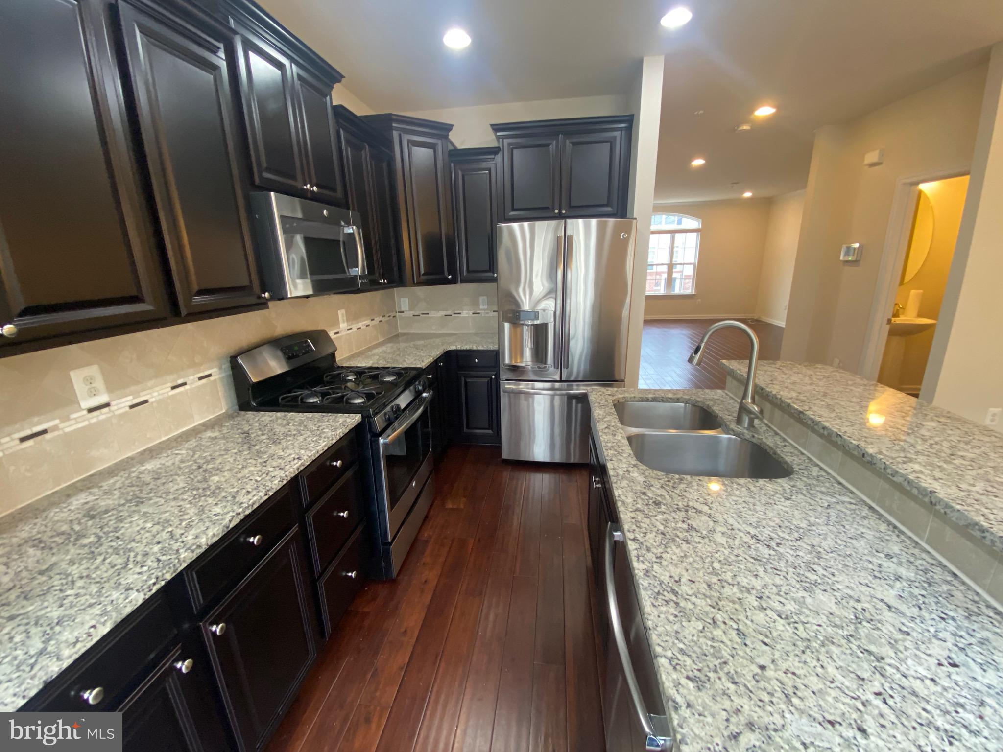 BOYERS RIDGE - Residential Lease