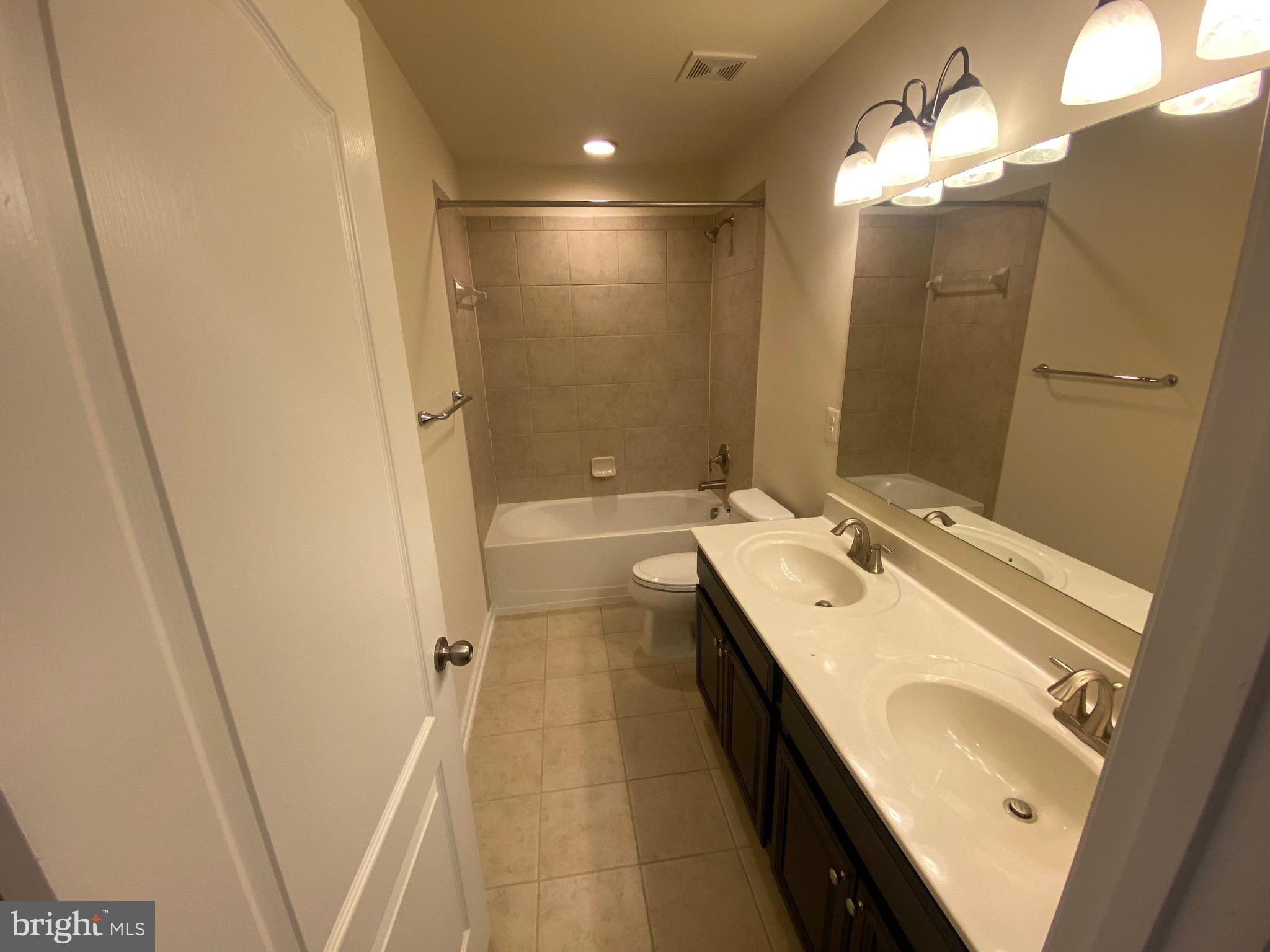 BOYERS RIDGE - Residential Lease