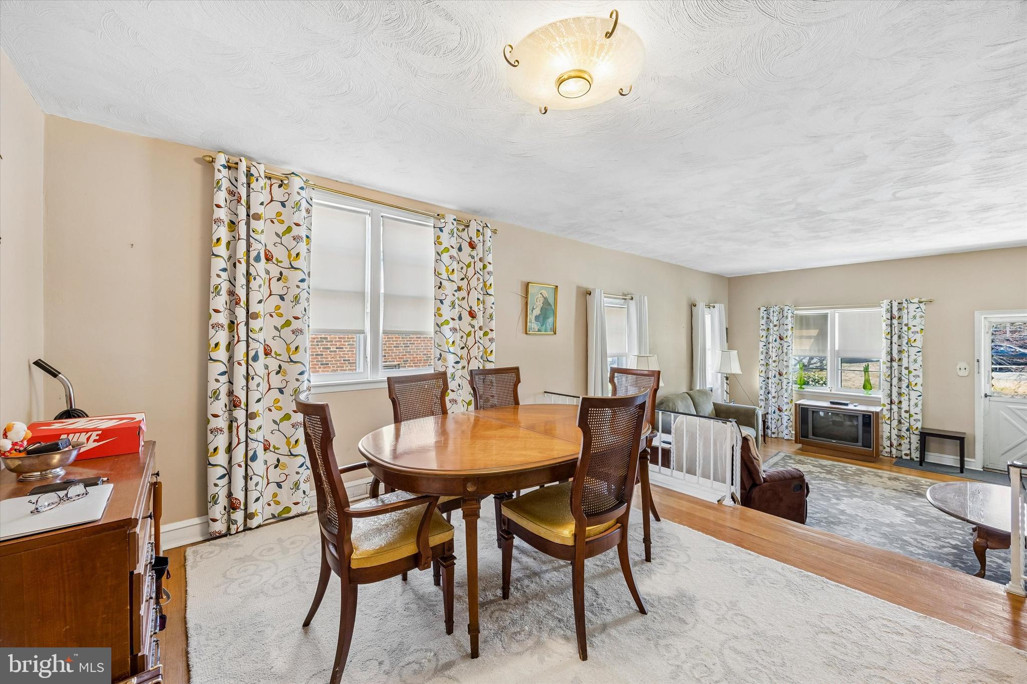 MERWOOD PARK - Residential