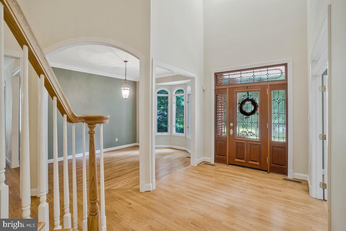 SENECA KNOLL - Residential Lease