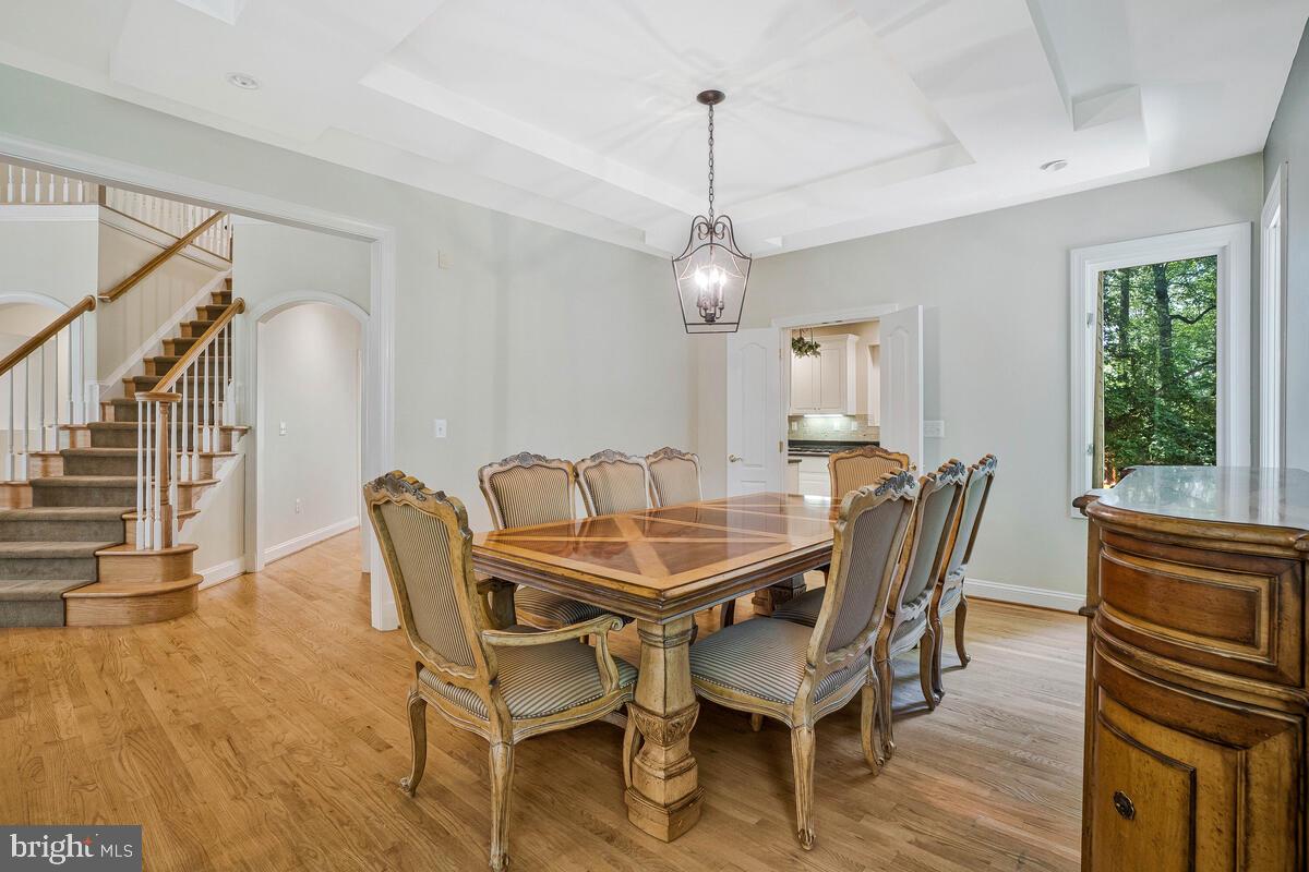 SENECA KNOLL - Residential Lease