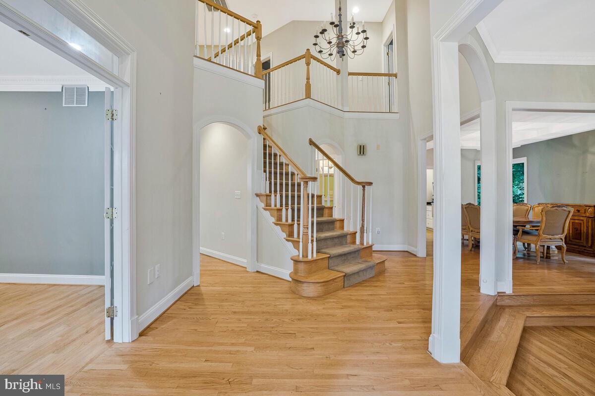 SENECA KNOLL - Residential Lease