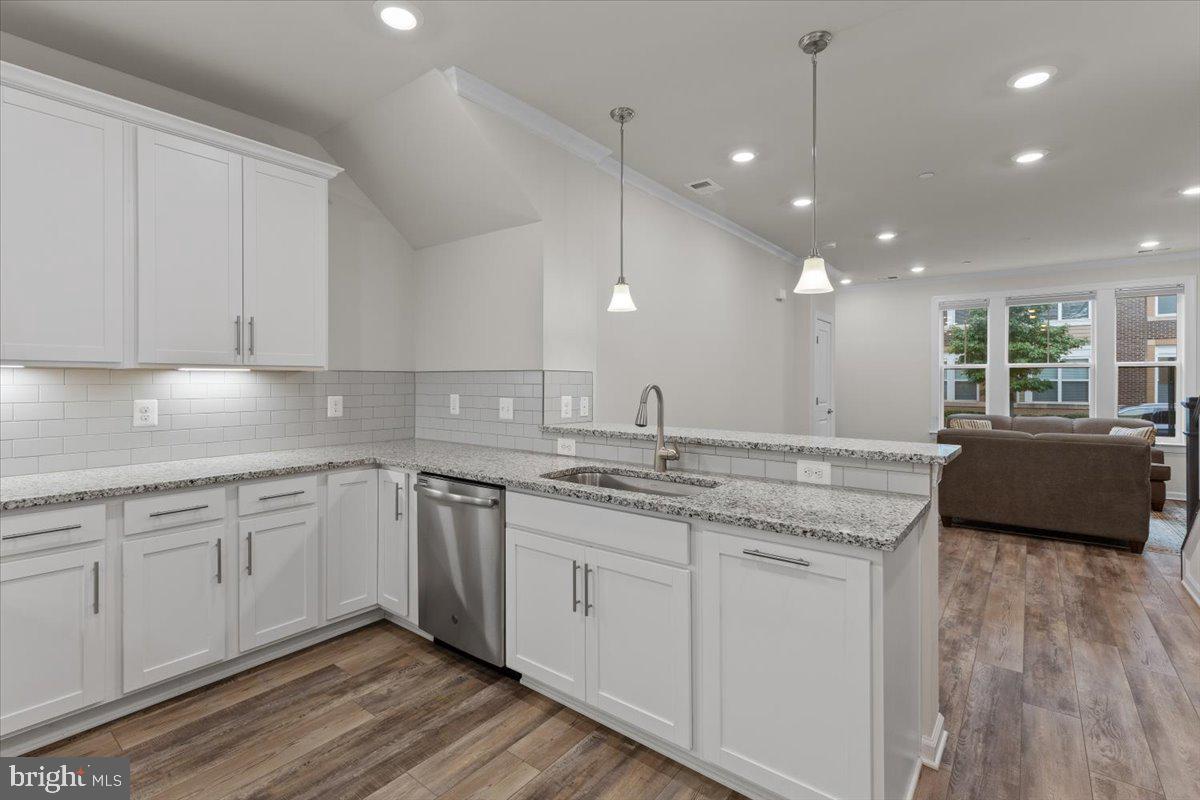 KINCORA - Residential