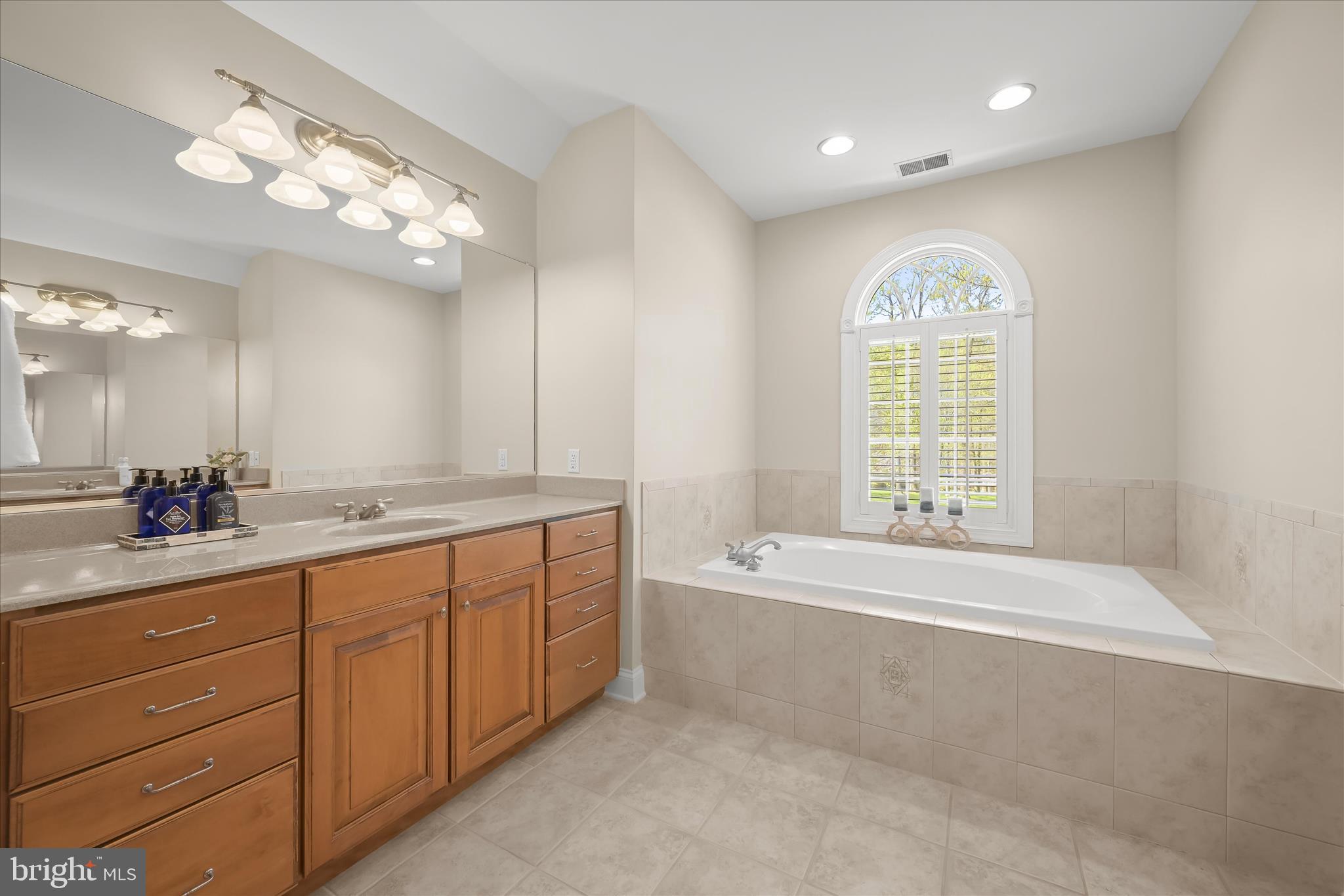 PINDELL WOODS - Residential