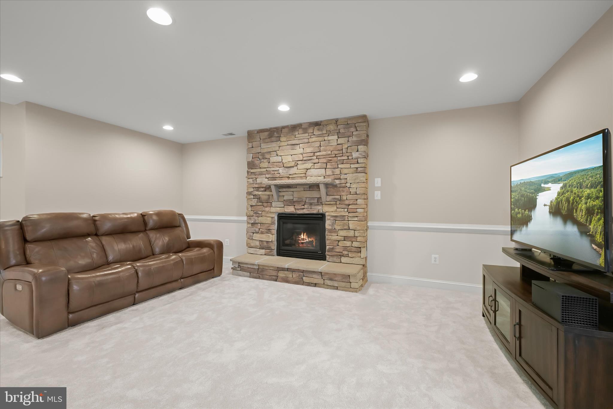 PINDELL WOODS - Residential