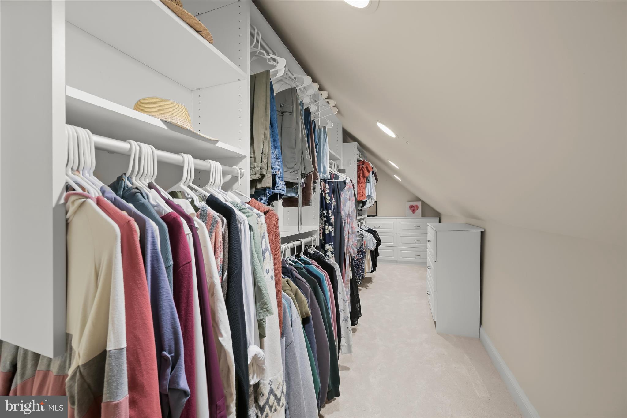 PINDELL WOODS - Residential