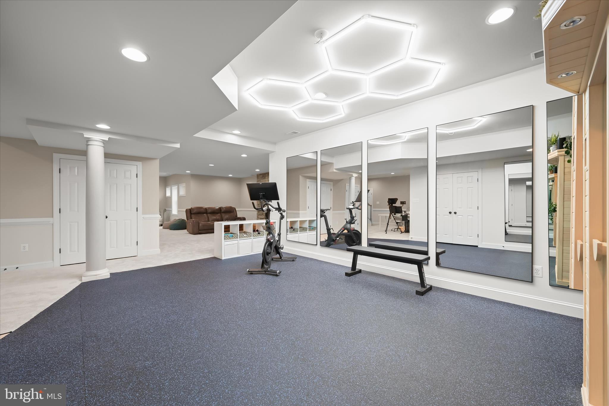 PINDELL WOODS - Residential