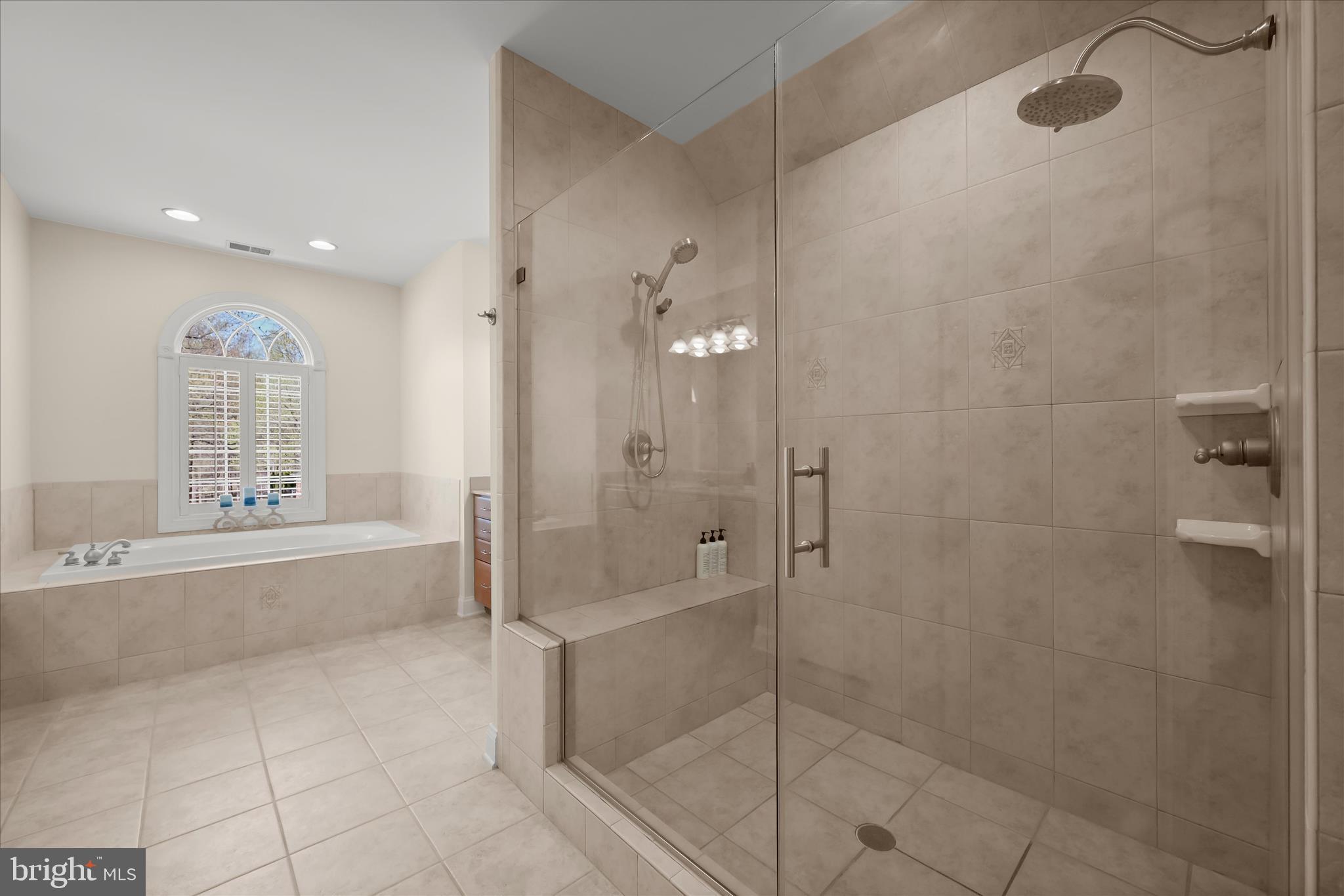 PINDELL WOODS - Residential