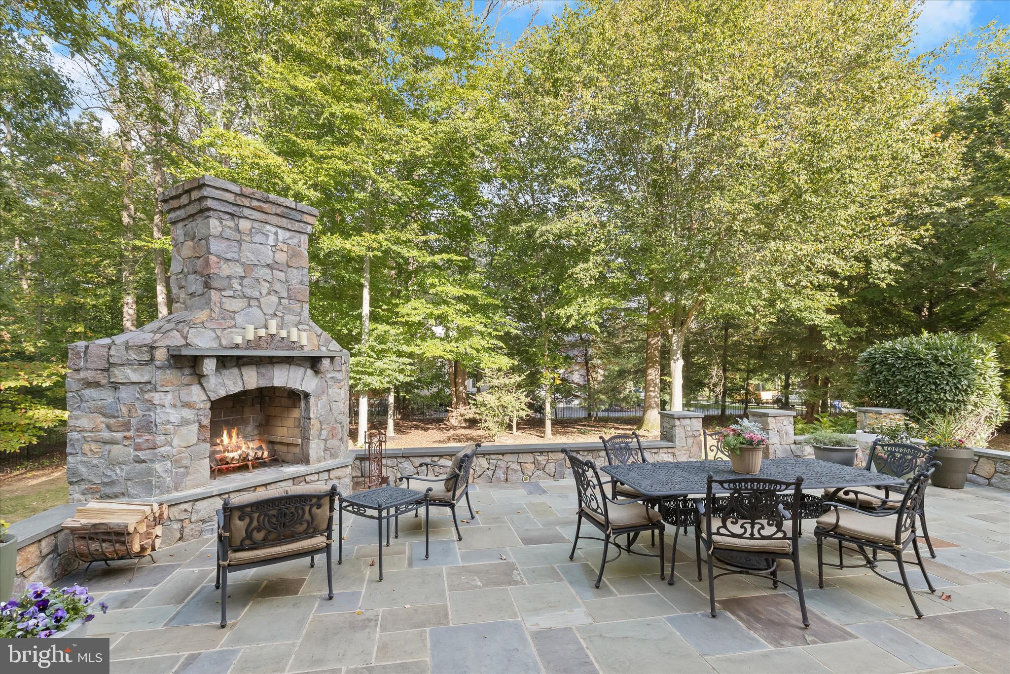 PINDELL WOODS - Residential