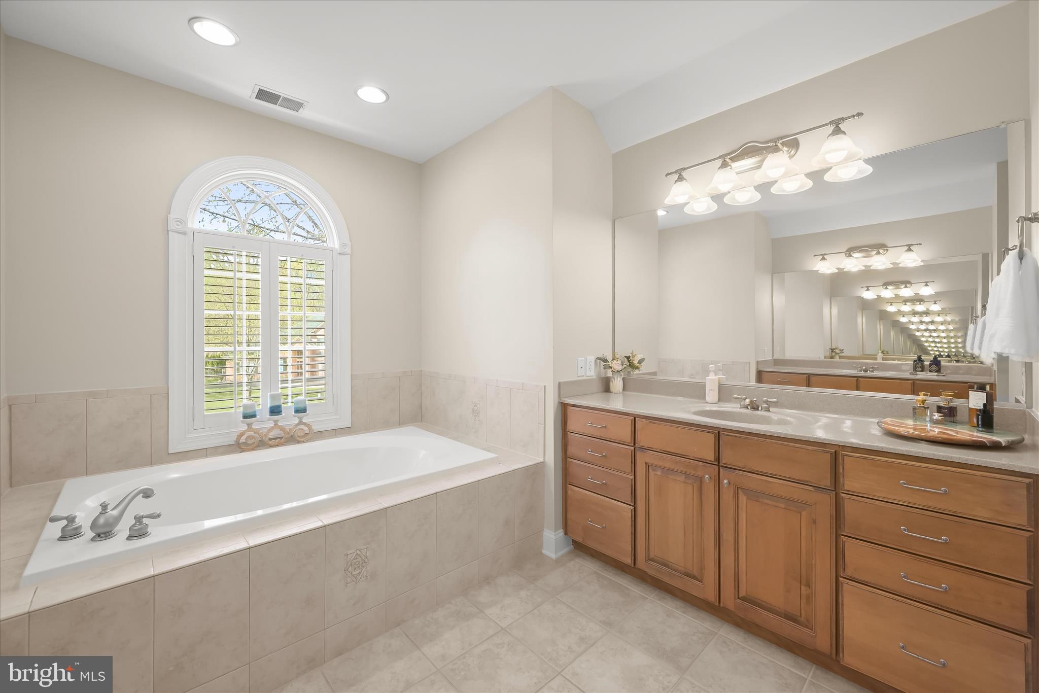 PINDELL WOODS - Residential