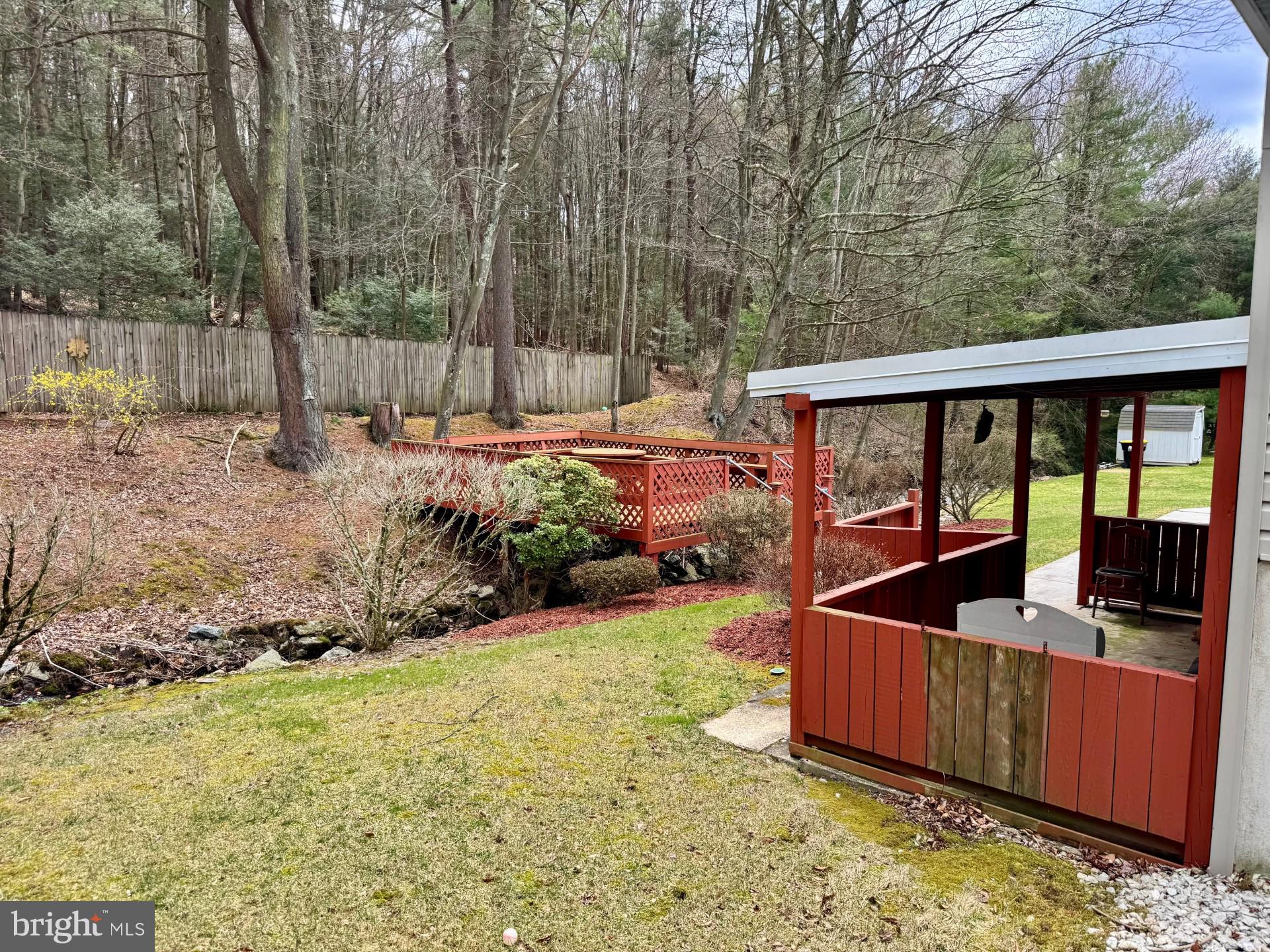 YORKTOWNE - Residential