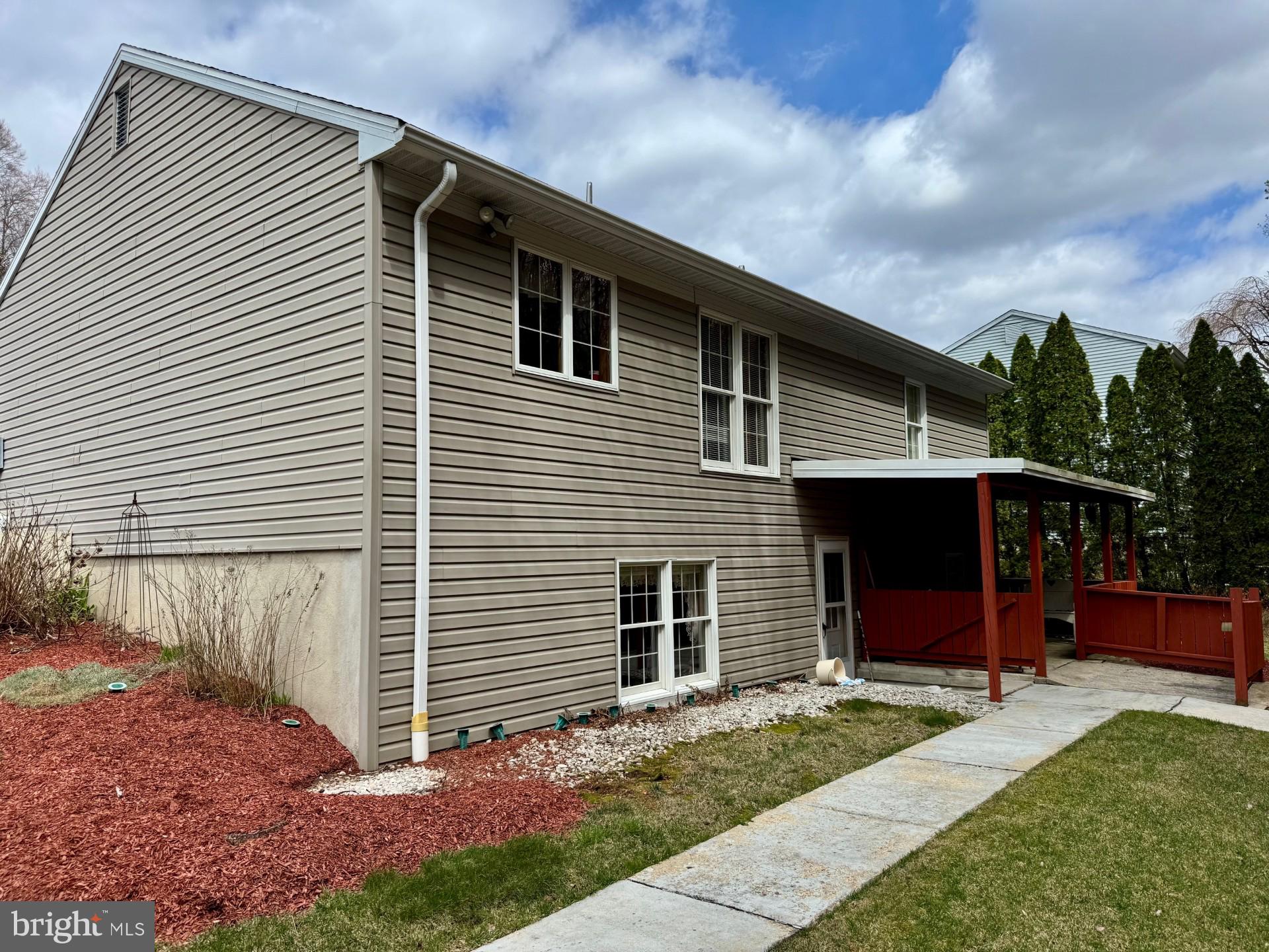 YORKTOWNE - Residential