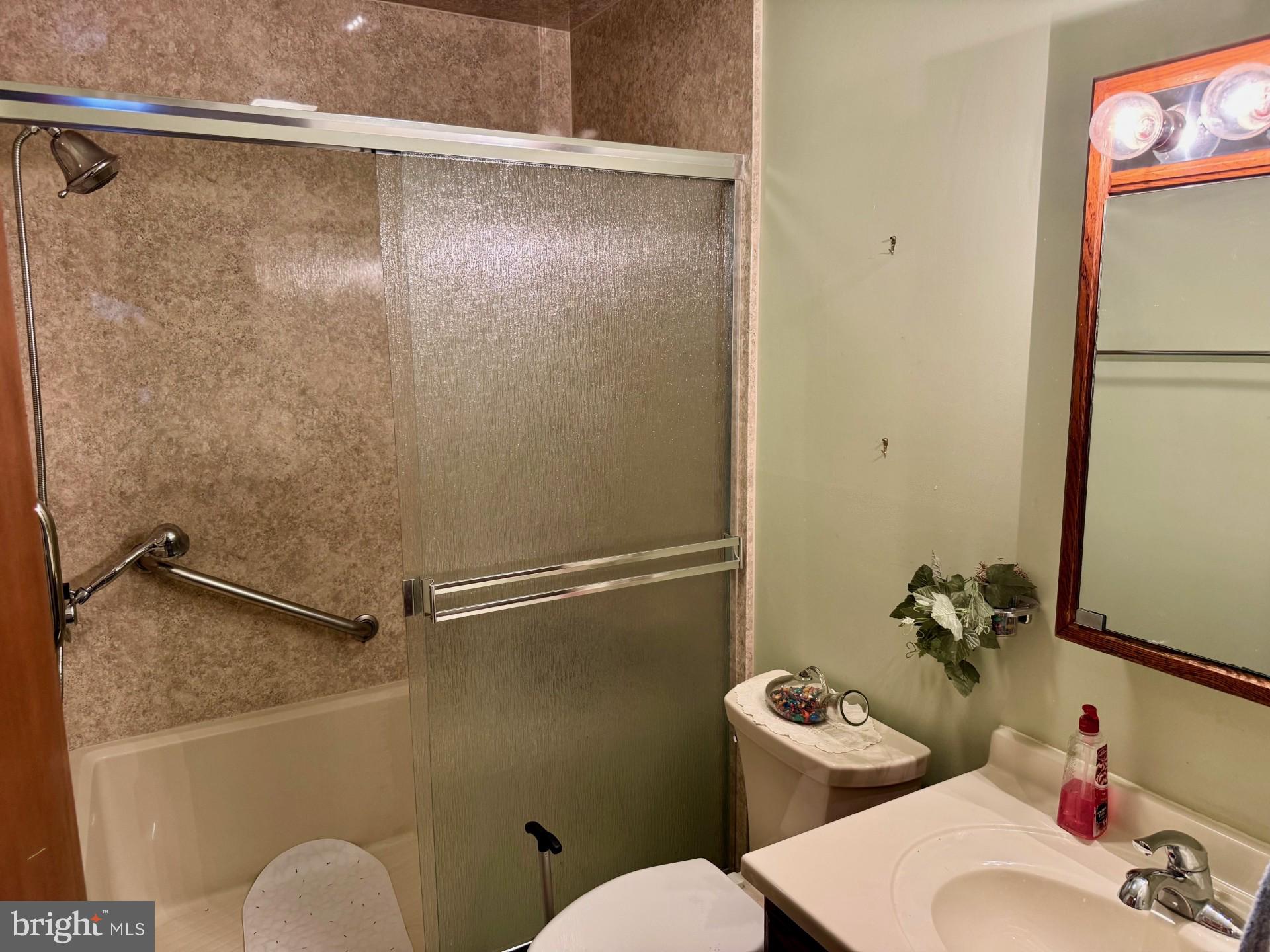 YORKTOWNE - Residential