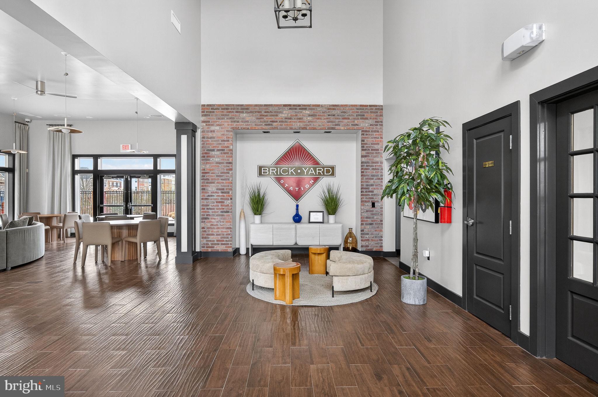 BRICK YARD STATION - Residential