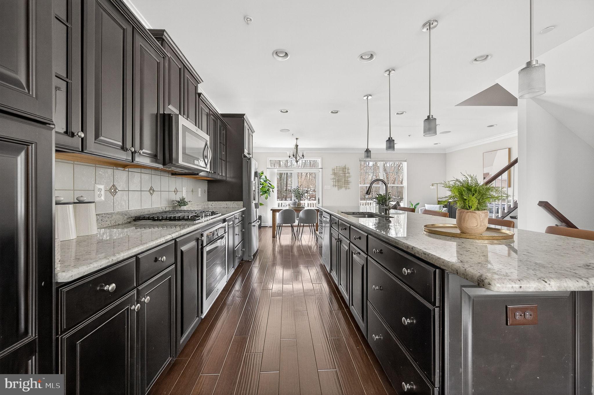 BRICK YARD STATION - Residential